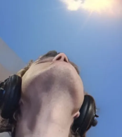 hair, nose, sky, eyebrow, jaw, neck, cloud, gesture, eyewear, eyelash